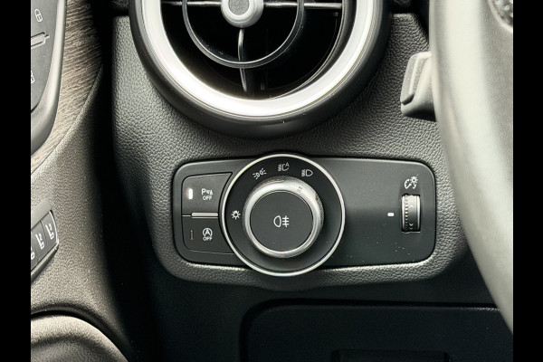 Alfa Romeo Stelvio 2.0 T AWD Ti | Stoel/Stuurverwarming | 20" Velgen | Camera