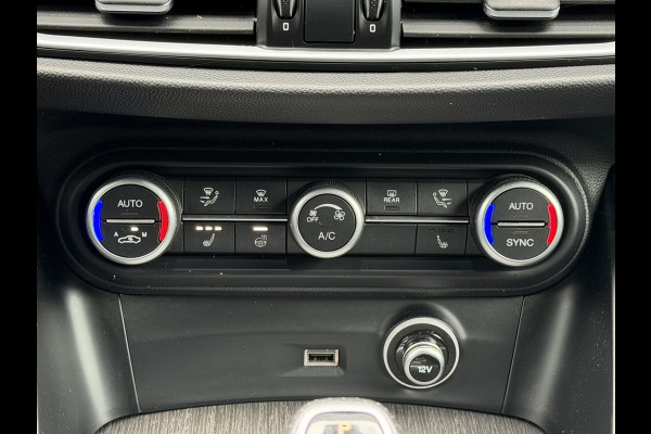 Alfa Romeo Stelvio 2.0 T AWD Ti | Stoel/Stuurverwarming | 20" Velgen | Camera
