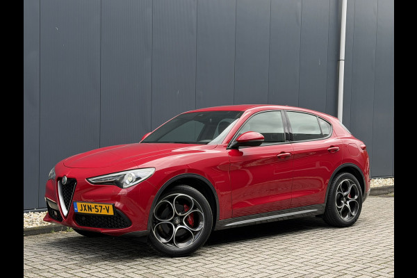 Alfa Romeo Stelvio 2.0 T AWD Ti | Stoel/Stuurverwarming | 20" Velgen | Camera