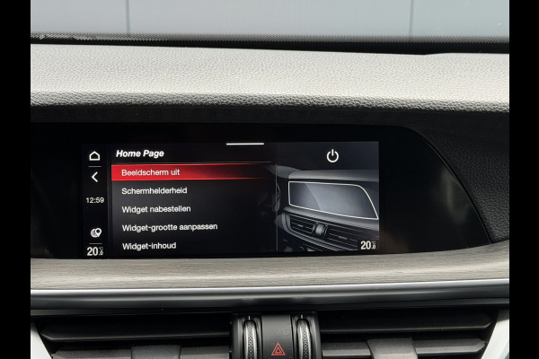 Alfa Romeo Stelvio 2.0 T AWD Ti | Stoel/Stuurverwarming | 20" Velgen | Camera