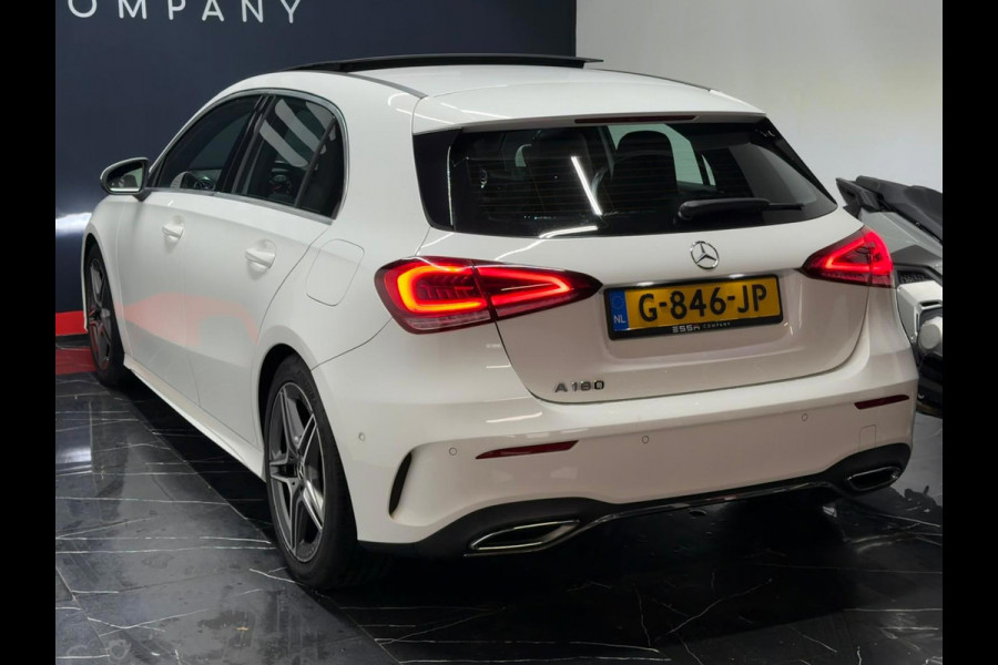 Mercedes-Benz A-Klasse 180 Business Solution AMG NAP Pano Sfeer Camera Dodehoek