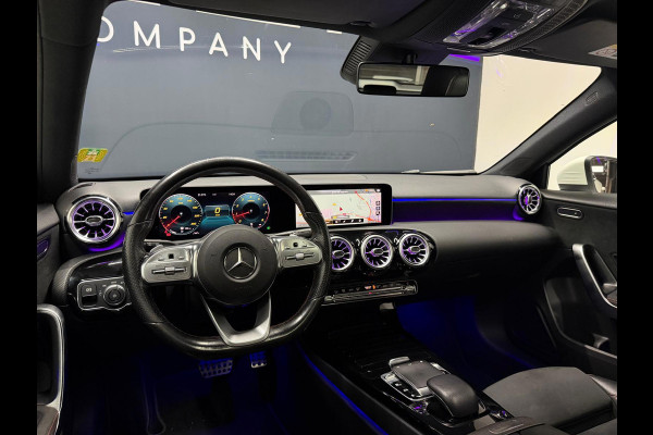 Mercedes-Benz A-Klasse 180 Business Solution AMG NAP Pano Sfeer Camera Dodehoek