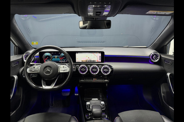 Mercedes-Benz A-Klasse 180 Business Solution AMG NAP Pano Sfeer Camera Dodehoek