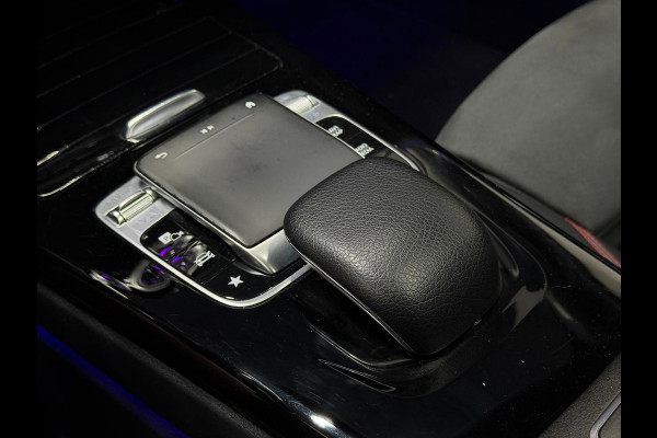 Mercedes-Benz A-Klasse 180 Business Solution AMG NAP Pano Sfeer Camera Dodehoek