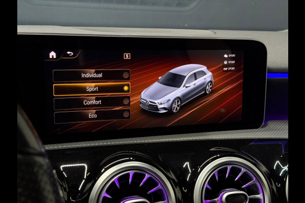 Mercedes-Benz A-Klasse 180 Business Solution AMG NAP Pano Sfeer Camera Dodehoek