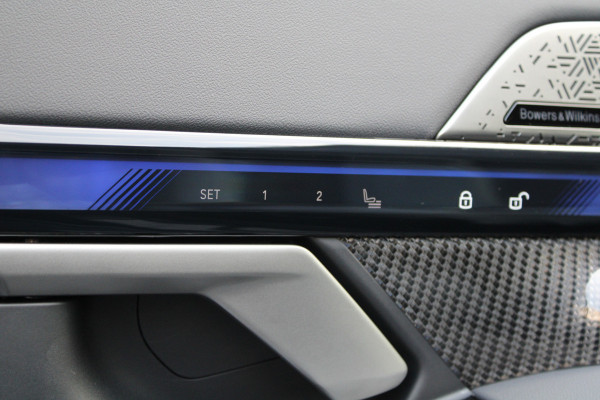 BMW 5 Serie Touring M5 | KERAMISCH | BTW | M-DRIVE PROFESSIONAL | CARBON SPLITTER | COMFORT-PACK | ALCANTARA | 4X STOELVERW |