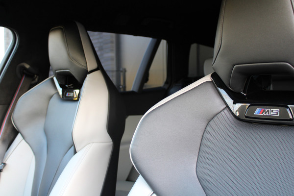 BMW 5 Serie Touring M5 | KERAMISCH | BTW | M-DRIVE PROFESSIONAL | CARBON SPLITTER | COMFORT-PACK | ALCANTARA | 4X STOELVERW |