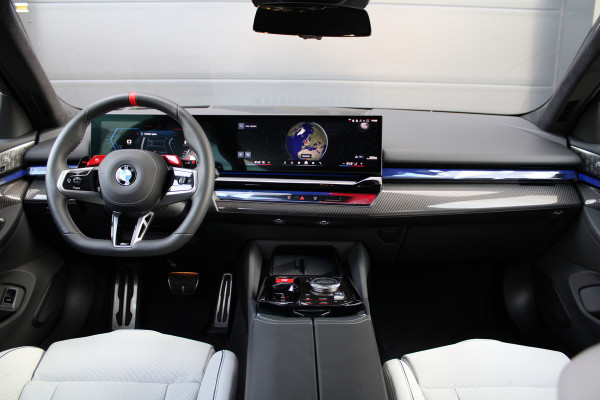 BMW 5 Serie Touring M5 | KERAMISCH | BTW | M-DRIVE PROFESSIONAL | CARBON SPLITTER | COMFORT-PACK | ALCANTARA | 4X STOELVERW |
