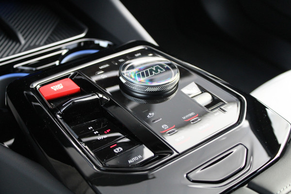 BMW 5 Serie Touring M5 | KERAMISCH | BTW | M-DRIVE PROFESSIONAL | CARBON SPLITTER | COMFORT-PACK | ALCANTARA | 4X STOELVERW |