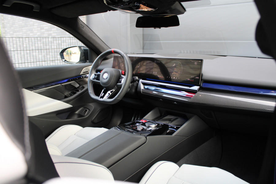BMW 5 Serie Touring M5 | KERAMISCH | BTW | M-DRIVE PROFESSIONAL | CARBON SPLITTER | COMFORT-PACK | ALCANTARA | 4X STOELVERW |