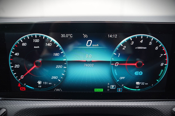 Mercedes-Benz CLA-Klasse Shooting Brake 250 e Premium | Panoramadak | Stoelverwarming | Multibeam LED | Keyless | Camera | Ambiance Verlichting | Cruise Control | SOH 95,87%