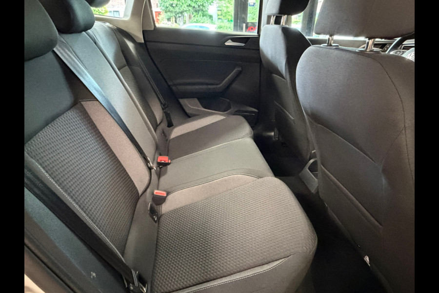 Volkswagen Taigo 1.0 TSI AIRCO APPLE CARPLAY STOELVERWARMING CRUISE PDC START/STOP BLUETOOTH