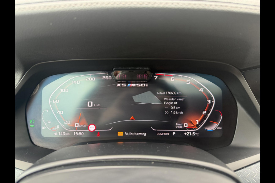 BMW X5 M50i High Executive | M-Sport | Panoramadak | 360* Camera | Skylounge | Laser | Elektrische Trekhaak |