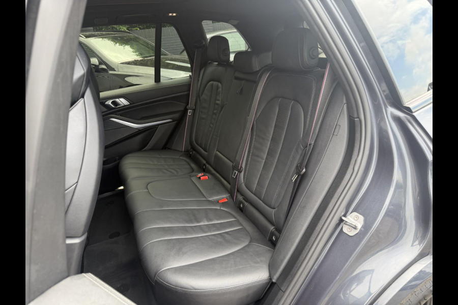 BMW X5 M50i High Executive | M-Sport | Panoramadak | 360* Camera | Skylounge | Laser | Elektrische Trekhaak |