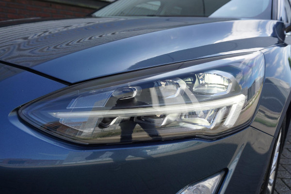 Ford FOCUS Wagon 1.0 EcoB.125PK Titanium Bus./Trekhaak/17Inch/B&O/ Winterpakket/Dealeronderhouden.