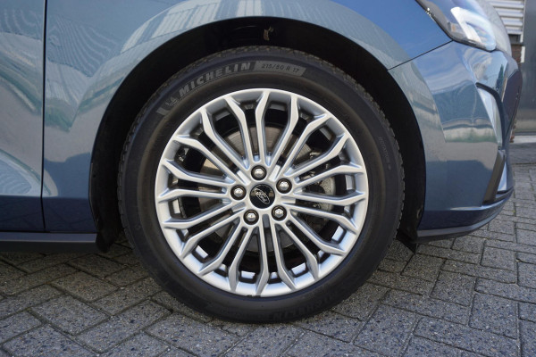 Ford FOCUS Wagon 1.0 EcoB.125PK Titanium Bus./Trekhaak/17Inch/B&O/ Winterpakket/Dealeronderhouden.