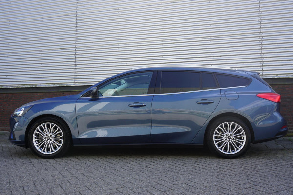 Ford FOCUS Wagon 1.0 EcoB.125PK Titanium Bus./Trekhaak/17Inch/B&O/ Winterpakket/Dealeronderhouden.