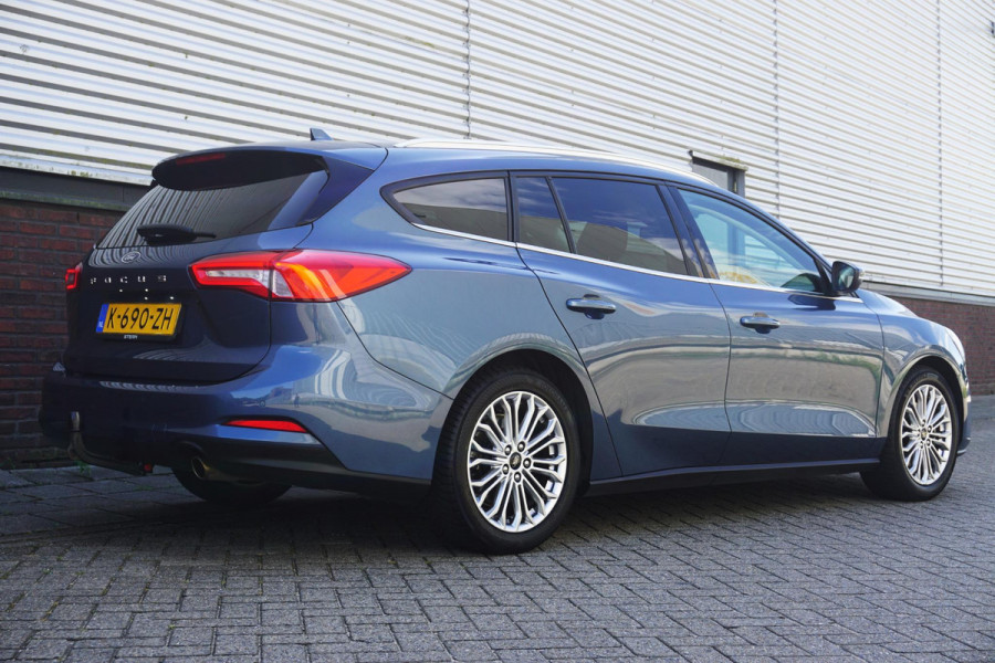 Ford FOCUS Wagon 1.0 EcoB.125PK Titanium Bus./Trekhaak/17Inch/B&O/ Winterpakket/Dealeronderhouden.