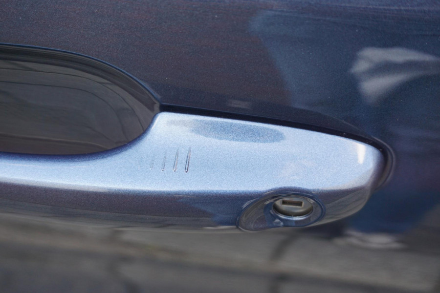 Ford FOCUS Wagon 1.0 EcoB.125PK Titanium Bus./Trekhaak/17Inch/B&O/ Winterpakket/Dealeronderhouden.