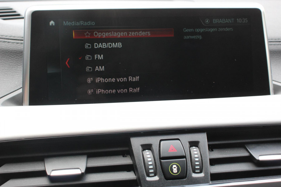 BMW X1 xDrive25e M-Sport PHEV 221pk Shadow Line Climate Control Cruise Control Camera Parkeer sensoren Navigatie Electrische Achterklep