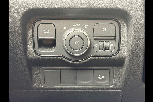 Mercedes-Benz eCitan 112 51 kWh 122PK L1 Base 284 WLTP 98,8 (SOH) MBUX Trekhaak 75kW Snelladen Apple Carplay Cruise Control Laadkabel