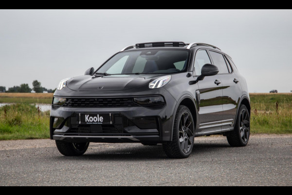 Lynk & Co 01 1.5 BLACK LINE / PANORAMA DAK / 360 CAMERA / CARPLAY / STOELVERWARMING