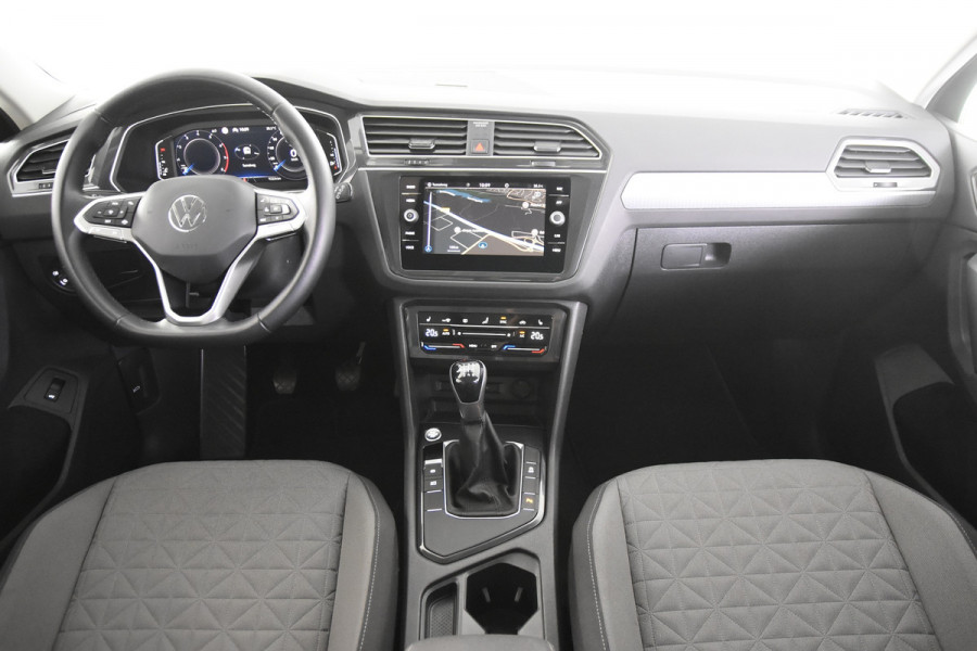 Volkswagen Tiguan 1.5 TSI ACT *1ste Eigenaar*Navigatie*Camera*
