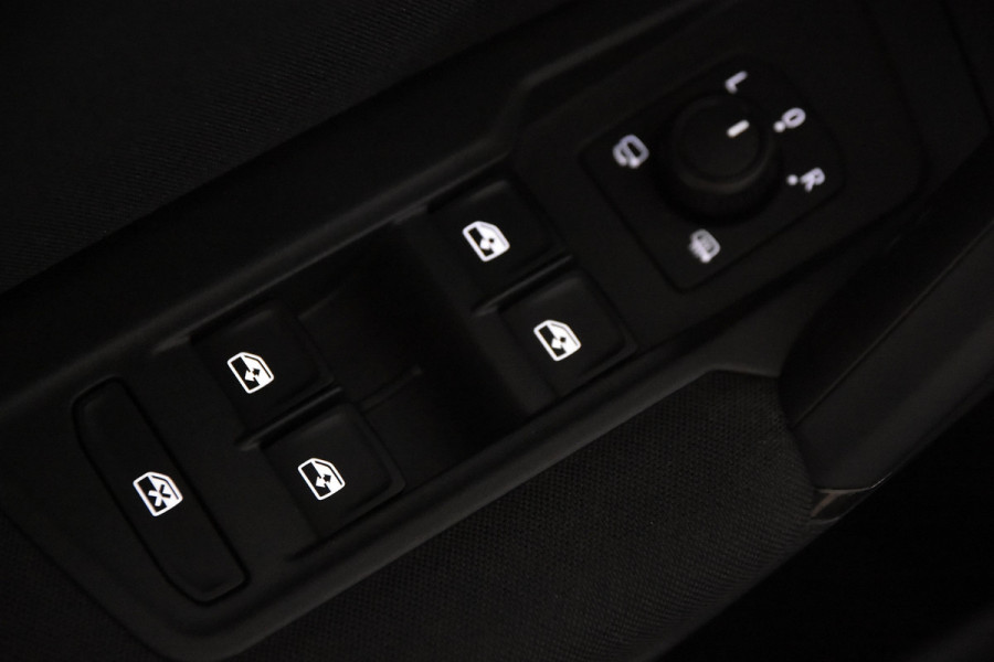 Volkswagen Tiguan 1.5 TSI ACT *1ste Eigenaar*Navigatie*Camera*