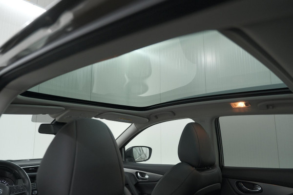 Nissan QASHQAI 1.3 DIG-T Tekna | Trekhaak | Panoramadak | Adaptieve Cruise Control | 360 Camera | 19 Inch