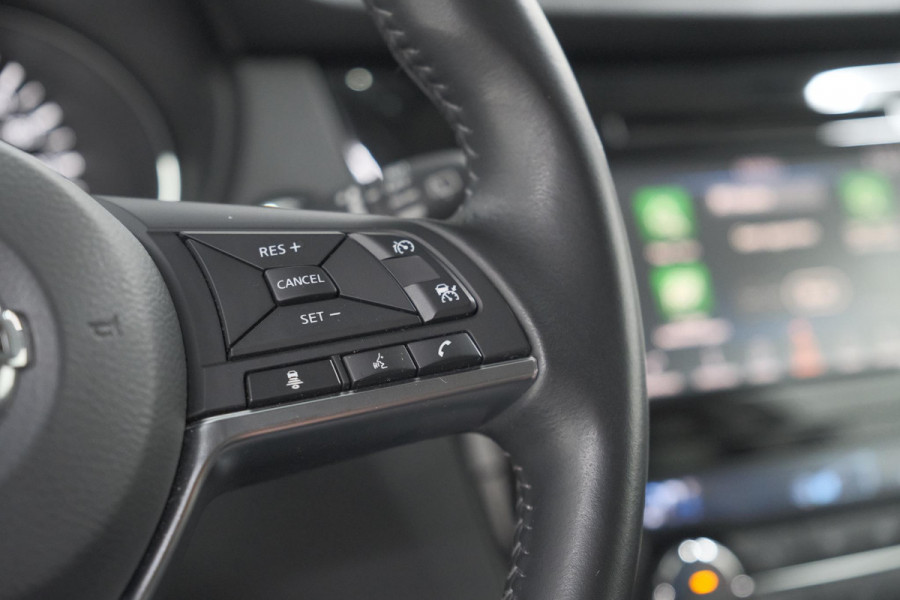 Nissan QASHQAI 1.3 DIG-T Tekna | Trekhaak | Panoramadak | Adaptieve Cruise Control | 360 Camera | 19 Inch