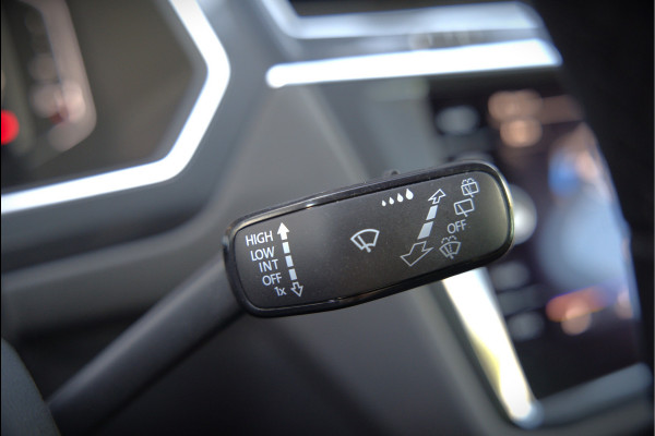 Volkswagen Tiguan 1.4 TSI eHybrid Elegance Business | Stoelverwarming | Stuurverwarming | Massage | 360 Camera | iQ Light | Ambiance Verlichting | Adaptive Cruise Control | Keyless | Apple Carplay | Navigatie | SOH 96%