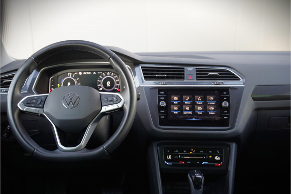 Volkswagen Tiguan 1.4 TSI eHybrid Elegance Business | Stoelverwarming | Stuurverwarming | Massage | 360 Camera | iQ Light | Ambiance Verlichting | Adaptive Cruise Control | Keyless | Apple Carplay | Navigatie | SOH 96%