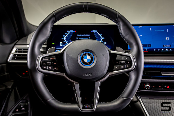 BMW 3 Serie Touring 330e|M-sport|HUD|360Cam|Fiscaal €59.000