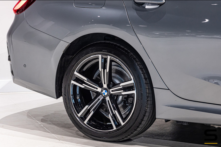 BMW 3 Serie Touring 330e|M-sport|HUD|360Cam|Fiscaal €59.000