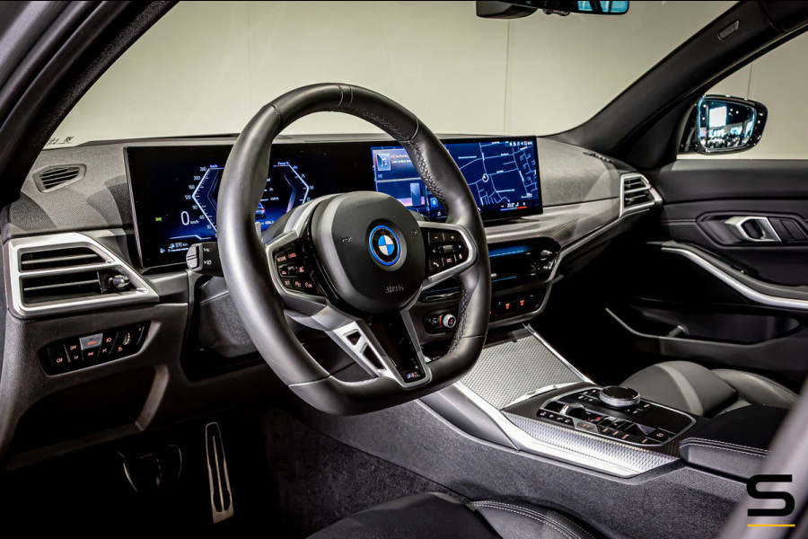 BMW 3 Serie Touring 330e|M-sport|HUD|360Cam|Fiscaal €59.000