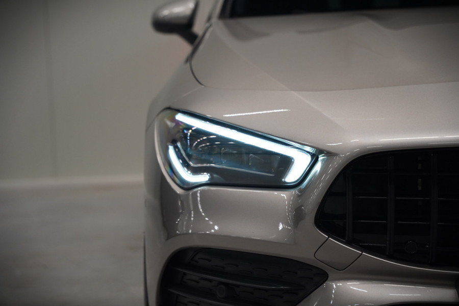Mercedes-Benz CLA-Klasse Shooting Brake 250 e Premium | Panoramadak | Stoelverwarming | Multibeam LED | Keyless | Camera | Ambiance Verlichting | Cruise Control | SOH 95,87%