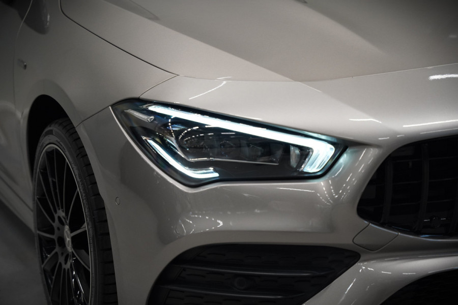 Mercedes-Benz CLA-Klasse Shooting Brake 250 e Premium | Panoramadak | Stoelverwarming | Multibeam LED | Keyless | Camera | Ambiance Verlichting | Cruise Control | SOH 95,87%