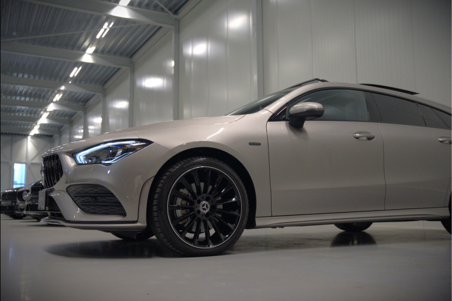 Mercedes-Benz CLA-Klasse Shooting Brake 250 e Premium | Panoramadak | Stoelverwarming | Multibeam LED | Keyless | Camera | Ambiance Verlichting | Cruise Control | SOH 95,87%