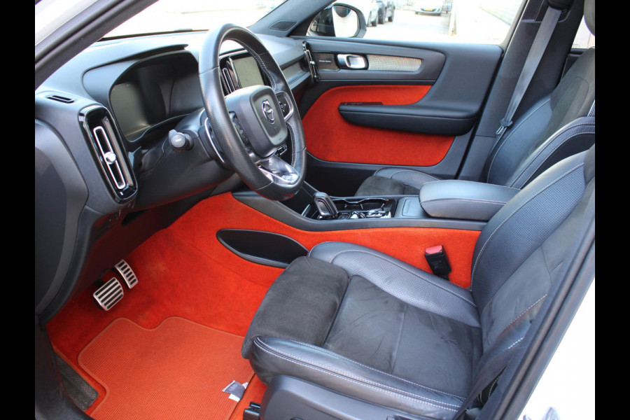 Volvo XC40 2.0 T5 AWD R-Design Intro Edition | PANORAMISCH SCHUIFDAK | HARMAN KARDON | ALCANTARA BEKLEDING | SEAT MEMORY |
