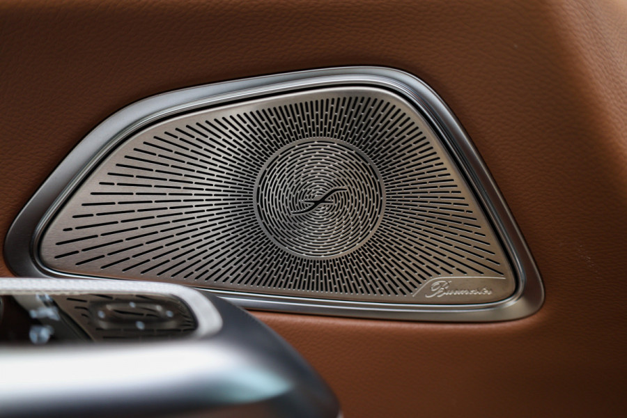 Mercedes-Benz E-Klasse Estate 300 e AMG Line | BTW | PANO | HYPERSCREEN | BURMESTER | 360 | KEYLESS | ELEK TREKHAAK |