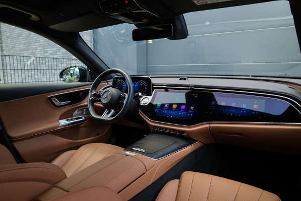 Mercedes-Benz E-Klasse Estate 300 e AMG Line | BTW | PANO | HYPERSCREEN | BURMESTER | 360 | KEYLESS | ELEK TREKHAAK |
