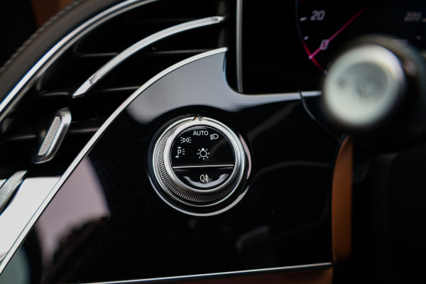 Mercedes-Benz E-Klasse Estate 300 e AMG Line | BTW | PANO | HYPERSCREEN | BURMESTER | 360 | KEYLESS | ELEK TREKHAAK |