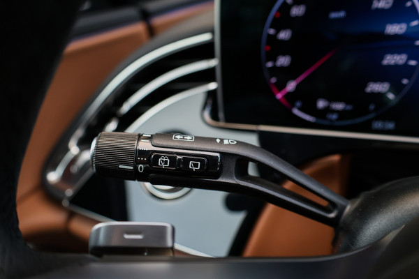Mercedes-Benz E-Klasse Estate 300 e AMG Line | BTW | PANO | HYPERSCREEN | BURMESTER | 360 | KEYLESS | ELEK TREKHAAK |