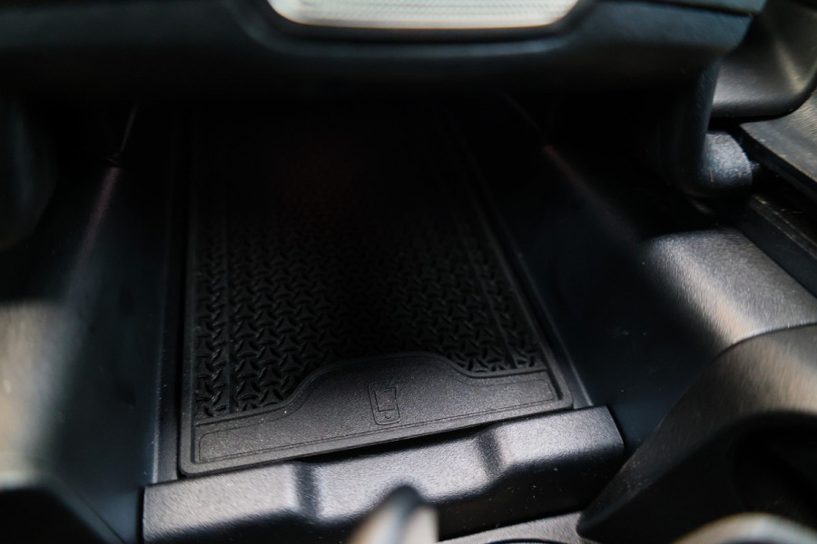 Mercedes-Benz E-Klasse Estate 300 e AMG Line | BTW | PANO | HYPERSCREEN | BURMESTER | 360 | KEYLESS | ELEK TREKHAAK |