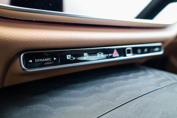 Mercedes-Benz E-Klasse Estate 300 e AMG Line | BTW | PANO | HYPERSCREEN | BURMESTER | 360 | KEYLESS | ELEK TREKHAAK |