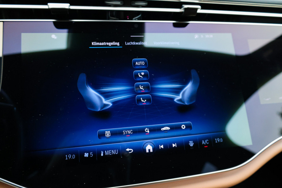 Mercedes-Benz E-Klasse Estate 300 e AMG Line | BTW | PANO | HYPERSCREEN | BURMESTER | 360 | KEYLESS | ELEK TREKHAAK |
