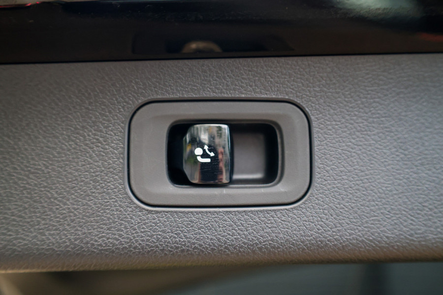 Mercedes-Benz E-Klasse Estate 300 e AMG Line | BTW | PANO | HYPERSCREEN | BURMESTER | 360 | KEYLESS | ELEK TREKHAAK |