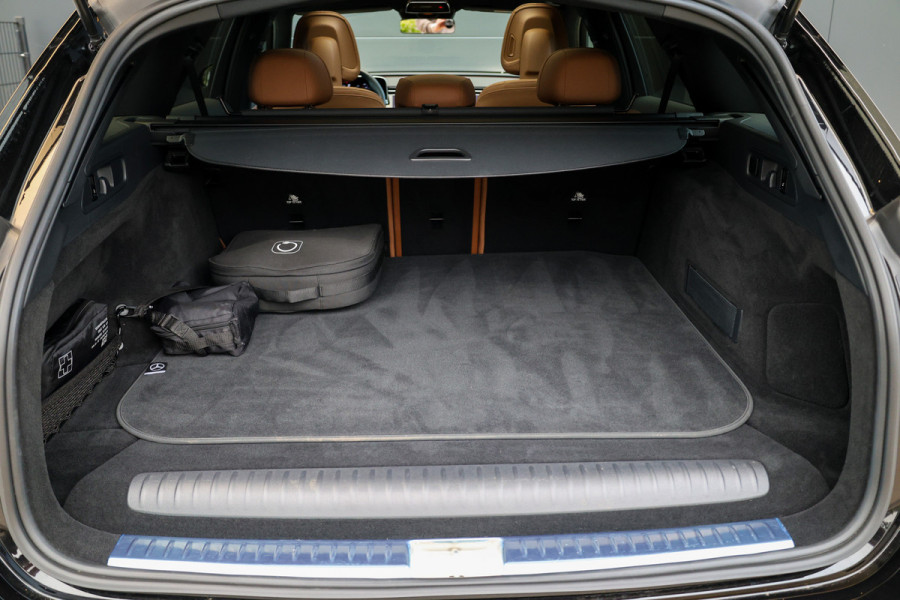 Mercedes-Benz E-Klasse Estate 300 e AMG Line | BTW | PANO | HYPERSCREEN | BURMESTER | 360 | KEYLESS | ELEK TREKHAAK |