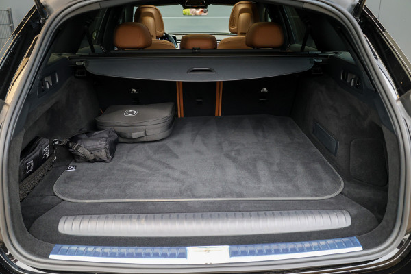 Mercedes-Benz E-Klasse Estate 300 e AMG Line | BTW | PANO | HYPERSCREEN | BURMESTER | 360 | KEYLESS | ELEK TREKHAAK |
