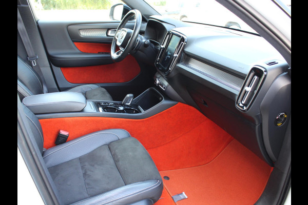 Volvo XC40 2.0 T5 AWD R-Design Intro Edition | PANORAMISCH SCHUIFDAK | HARMAN KARDON | ALCANTARA BEKLEDING | SEAT MEMORY |